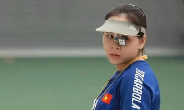 Bắn 30 viên chớp nhoáng được 27 điểm 10, Trịnh Thu Vinh vào chung kết Olympic