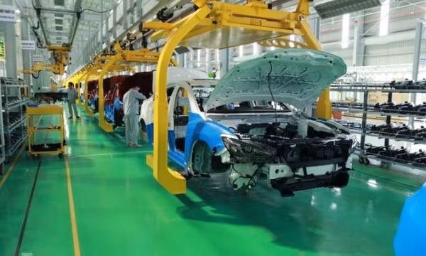 Phí trước bạ ôtô lắp ráp trong nước được giảm 3 tháng