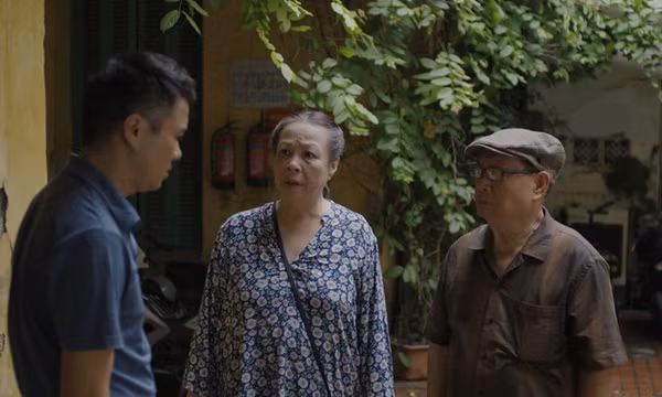 Hoa sữa về trong gió có giống Thương ngày nắng về?