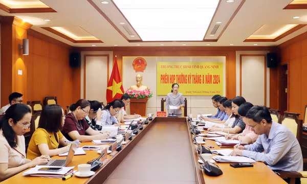 Thường trực HĐND tỉnh họp phiên thường kỳ tháng 8