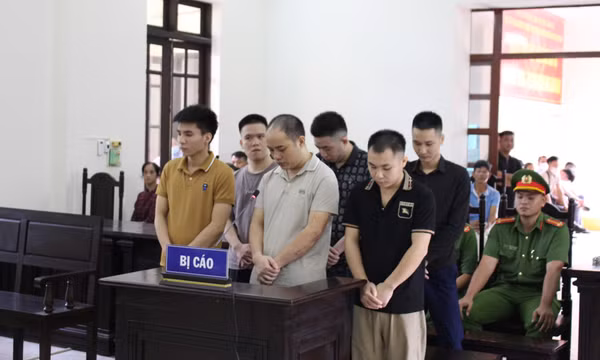 Nhóm 9x đi tù vì mua bán, tổ chức sử dụng trái phép chất ma tuý