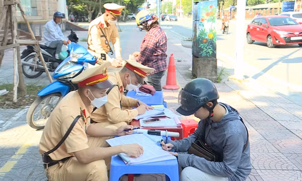 Đảm bảo ATGT mùa du lịch hè