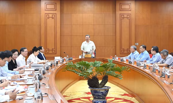 Phát triển đô thị, phát triển nông thôn là hai nhiệm vụ chiến lược bổ sung nhau, không thể tách rời