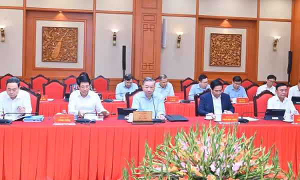 Bộ Chính trị làm việc với Ban Thường vụ Đảng ủy Công an Trung ương