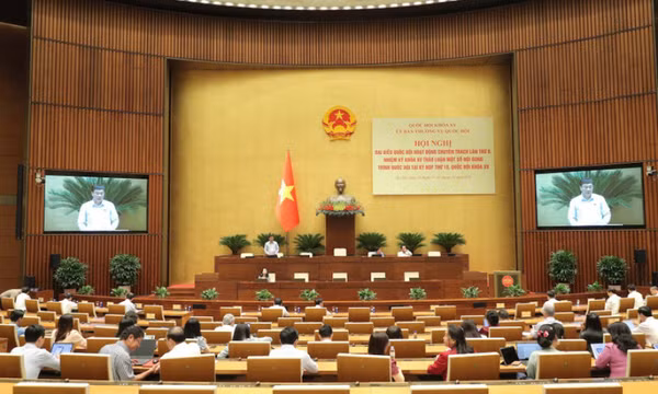 Công khai hành vi gây lãng phí để tăng tính răn đe và trách nhiệm giải trình
