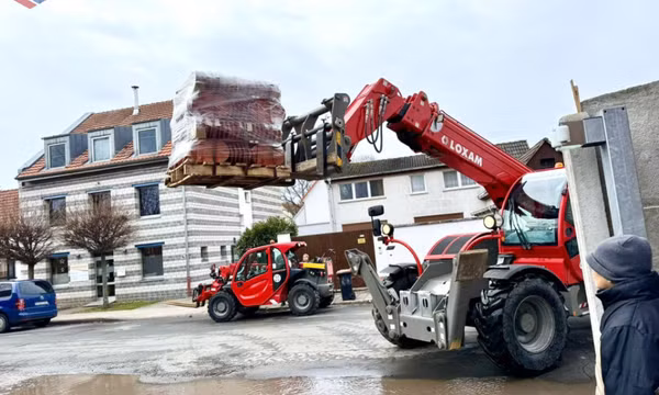 Đưa gốm sứ Quảng Ninh ra thế giới