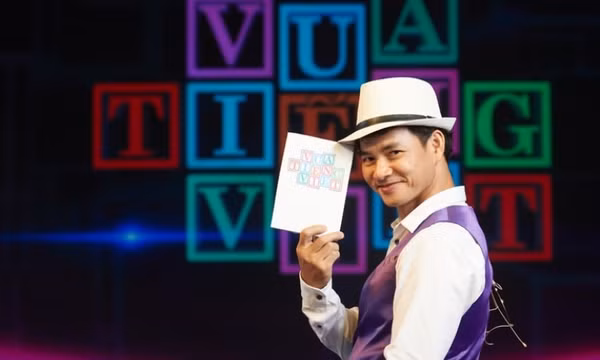 Nghệ sĩ Xuân Bắc thôi dẫn game show Vua tiếng Việt mùa 5