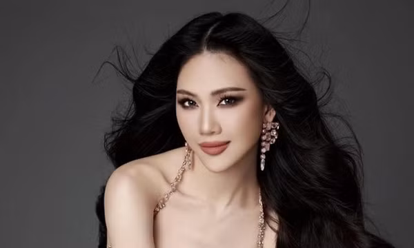 Hoa hậu Bùi Quỳnh Hoa lên tiếng sau khi người tố cô bị khởi tố