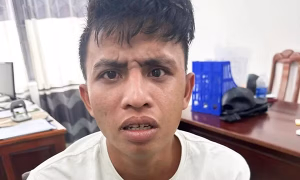 Bị bắt vì trộm máy ảnh tiệm áo cưới, lòi thêm vụ trộm vàng két sắt nhà dân