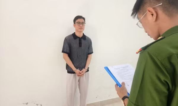 Đà Nẵng bắt giam thanh niên dùng ảnh nhạy cảm đe dọa, cưỡng dâm bạn gái cũ