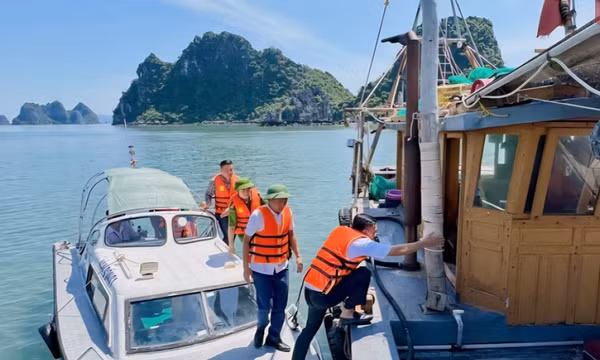 Thủ tướng chỉ đạo tập trung triển khai công tác ứng phó siêu bão số 9 (Ragasa)