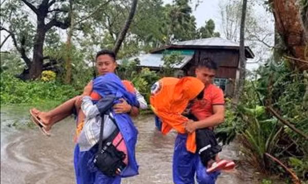 Philippines thiệt hại hàng chục triệu USD do các cơn bão liên tiếp