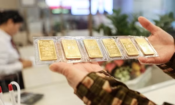 Thủ tướng: Có giải pháp thu hẹp chênh lệch giá vàng trong nước và quốc tế