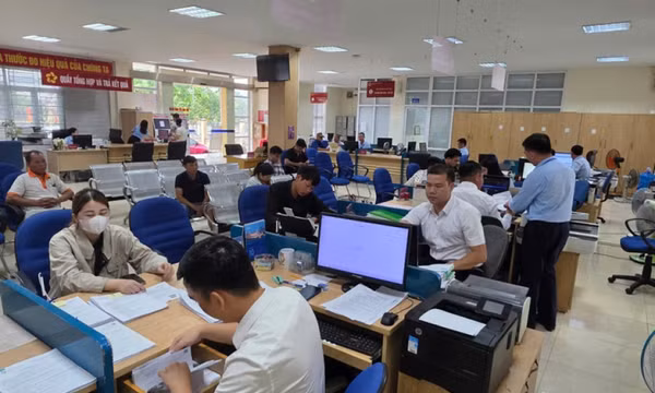 Kết luận số 195-KL/TW về tình hình, kết quả hoạt động của bộ máy hệ thống chính trị và chính quyền địa phương 2 cấp