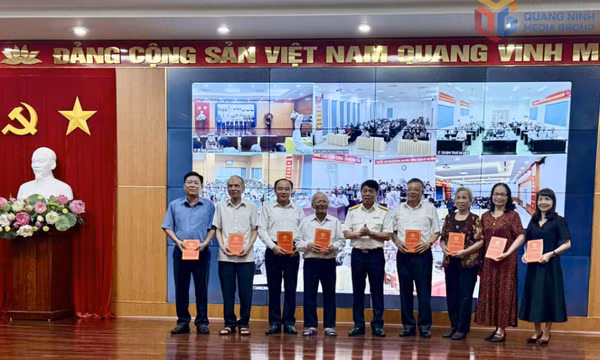 Thuế tỉnh Quảng Ninh gặp mặt tri ân nhân kỷ niệm 80 năm ngành Thuế