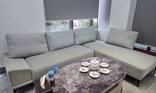 4 sai lầm sử dụng khiến ghế sofa nhanh bị hỏng, ố vàng
