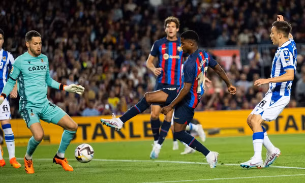 Yamal trở lại sân cỏ, chỉ 1 phút sau đã giúp Barcelona thắng ngược dòng