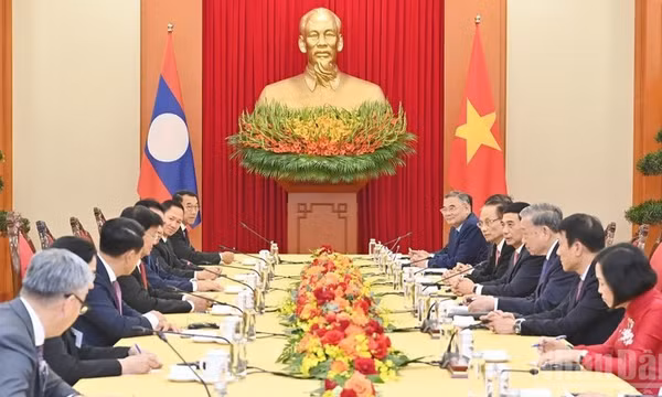 Tổng Bí thư Tô Lâm hội kiến Tổng Bí thư, Chủ tịch nước Lào Thongloun Sisoulith