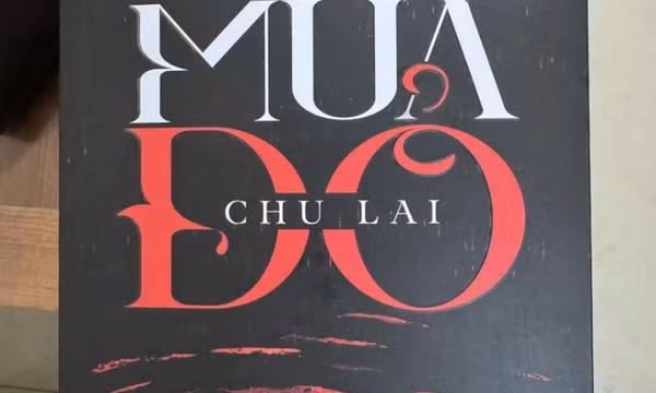 Tiểu thuyết ‘Mưa đỏ’ cháy hàng theo phim ‘Mưa đỏ’