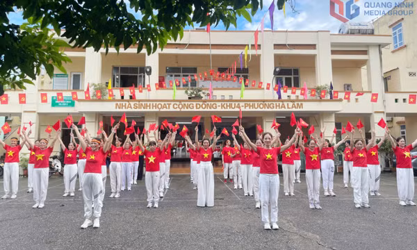 Tổ quốc trong tim - Quảng Ninh chung nhịp đập 