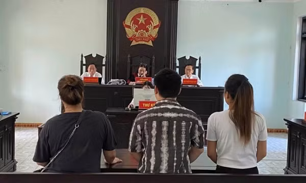 Khởi tố Phó Chánh Tòa Dân sự TAND TP Huế về tội nhận hối lộ