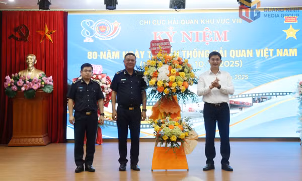 Hải quan khu vực VIII: Tổ chức Lễ kỷ niệm 80 năm Ngày truyền thống Hải quan Việt Nam