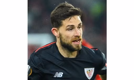 Alvarez dính doping sau trận MU
