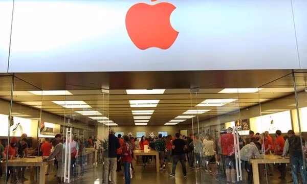 So sánh iPhone 17 và iPhone 16 qua màn hình, camera và hiệu năng