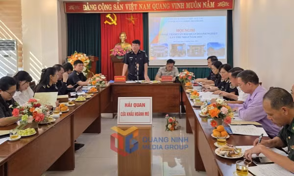 Hải quan Hoành Mô: Đồng hành cùng doanh nghiệp