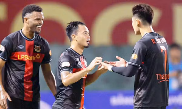 Bảng xếp hạng V-League vòng 4: CLB Ninh Bình dẫn đầu, Hoàng Anh Gia Lai đáy bảng