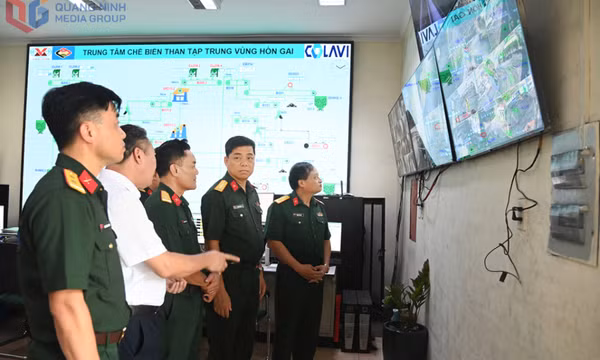Khối thi đua LLVT 4 tỉnh, thành phố Quân khu 3 khảo sát kết quả thực hiện phong trào thi đua quyết thắng tại Quảng Ninh