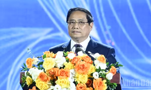 Cùng nhau viết tiếp những trang sử hào hùng của dân tộc bằng tinh thần yêu nước