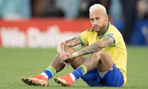 Neymar chấn thương bị loại khỏi ĐT Brazil, Endrick trở lại
