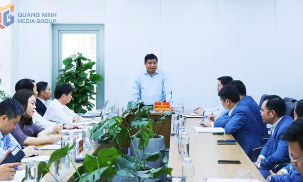 Phó Thủ tướng Chính phủ Nguyễn Chí Dũng thăm, làm việc tại KCN Bắc và Nam Tiền Phong