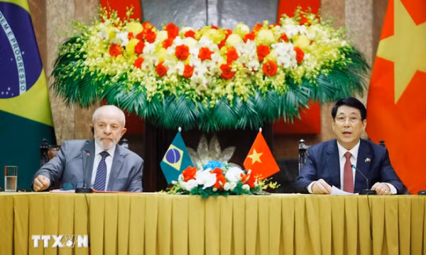 Chủ tịch nước Lương Cường và Tổng thống Brazil gặp gỡ báo chí