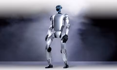 Robot hình người đầu tiên trên thế giới biết bật ngang