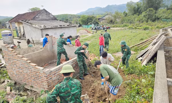 Đồn Biên phòng Pò Hèn: Khởi công xây dựng công trình giúp gia đình khó khăn