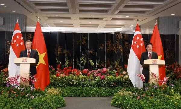 Tuyên bố chung về việc nâng cấp quan hệ Đối tác chiến lược toàn diện giữa Việt Nam và Singapore