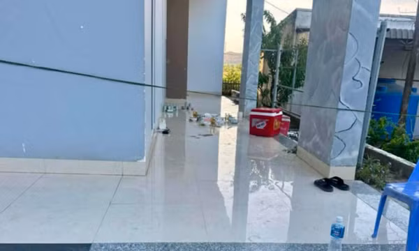Mâu thuẫn trong cuộc nhậu dẫn đến đâm bạn nhậu tử vong
