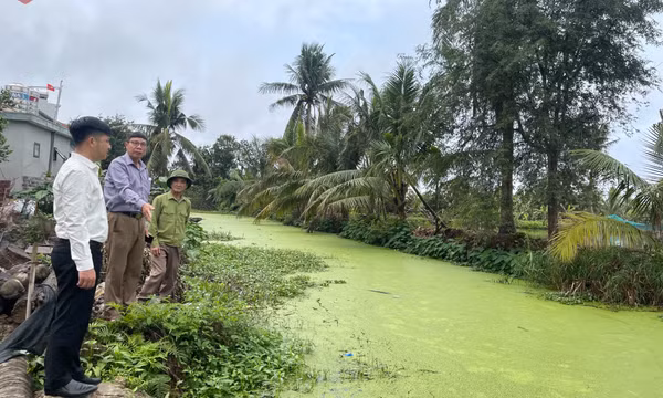 Sớm đầu tư xây dựng đường giao thông liên khu trên địa bàn phường Yên Hải (TX Quảng Yên)