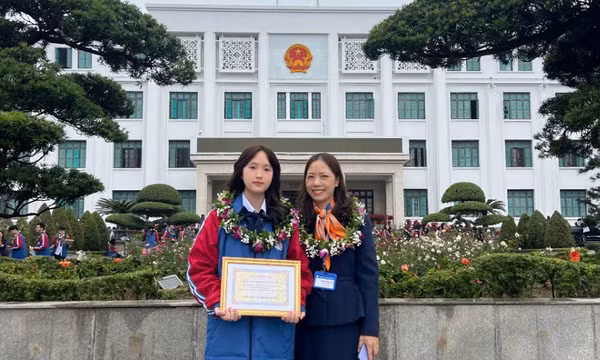  Nữ sinh toả sáng với đam mê môn Lịch sử