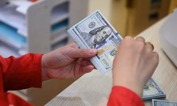 Giá USD ngân hàng tăng mạnh
