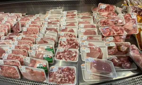 Giá heo hơi lên 80.000 đồng/kg, phó thủ tướng chỉ đạo đánh giá thị trường