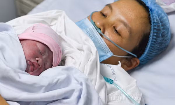 Đề xuất phụ nữ sinh con thứ hai được nghỉ thai sản 7 tháng