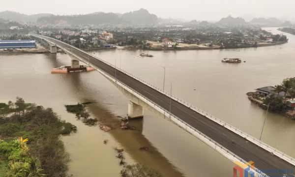 Phấn đấu thông xe cầu Lại Xuân trong tháng 5/2025
