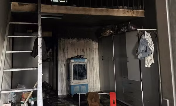 Bé trai tử vong trong đám cháy nhà trọ ở Hà Nội