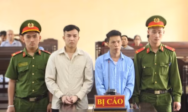 Mang súng giả cướp ngân hàng, 2 thanh niên lãnh 29 năm tù