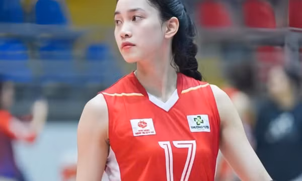 Hotgirl bóng chuyền Nguyễn Thị Phương làm lu mờ Thanh Thúy, Ngọc Hoa