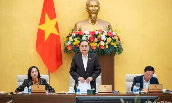 Ưu tiên trình Quốc hội xem xét, quyết định các nội dung cấp thiết