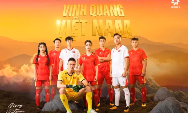 Đội tuyển Việt Nam ra mắt mẫu trang phục mới trước thềm Vòng loại Asian Cup